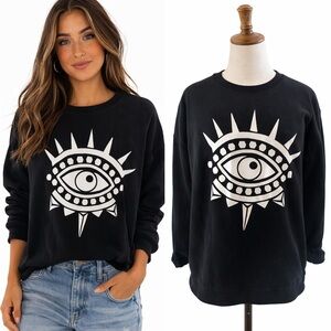EUC Black Eye Graphic Sweatshirt - Divided by H&M size M